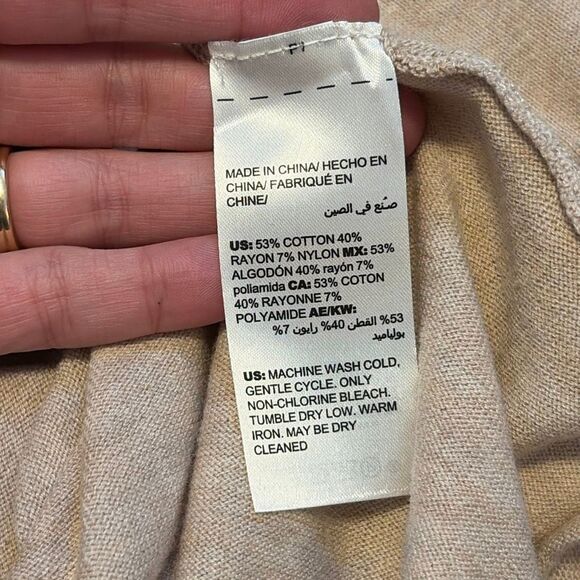 Chico’s Tan Light Weight Long Sleeve Sweater Large - Picture 6 of 6